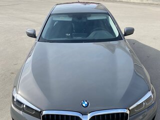 2020 BMW 5 серии 520d xDrive VII (G30/G31/G38) Рестайлинг, серый, 5400000 рублей, вид 3