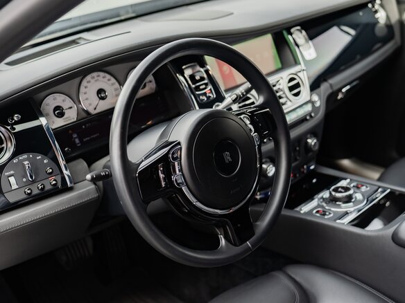 2015 Rolls-Royce Ghost I Рестайлинг (Series II), чёрный, 14500000 рублей - вид 8