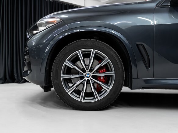 2021 BMW X5 40i IV (G05/G18), серый, 6800000 рублей - вид 17