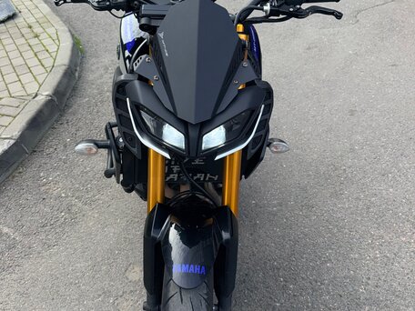 2019 Yamaha MT-09 (FZ-09), синий, 1100000 рублей, вид 2