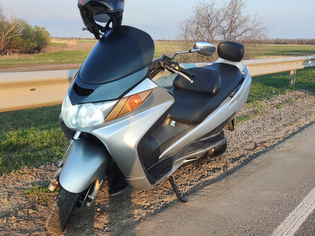 2003 Suzuki Burgman (SkyWave) 400, серебристый, 180000 рублей, вид 3