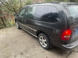 1998 Chrysler Voyager III, чёрный, 370000 рублей, вид 3
