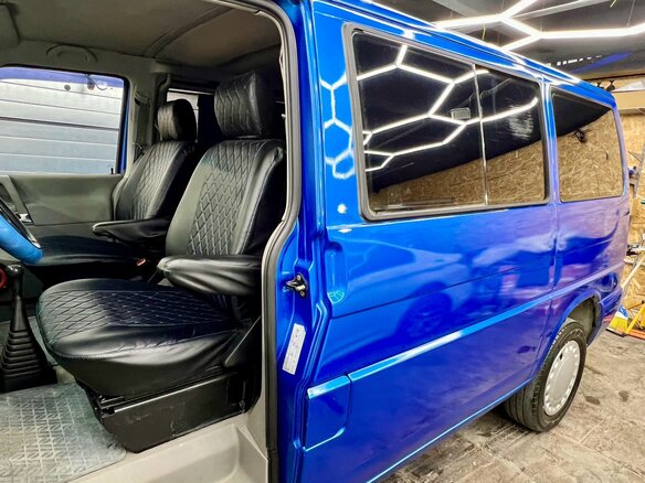 2001 Volkswagen Caravelle T4, синий, 1555550 рублей - вид 21