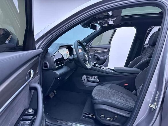 2025 Geely Monjaro I Рестайлинг, серый, 3594000 рублей - вид 15