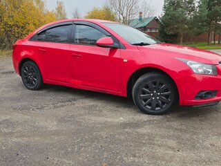 2012 Chevrolet Cruze I, красный, 600000 рублей, вид 4