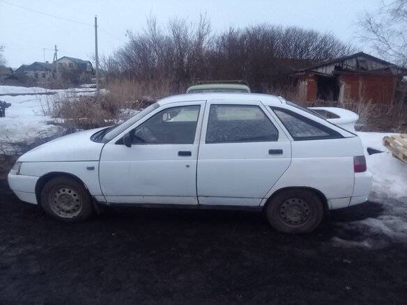 2001 Lada (ВАЗ) 2112, белый, 120000 рублей - вид 2
