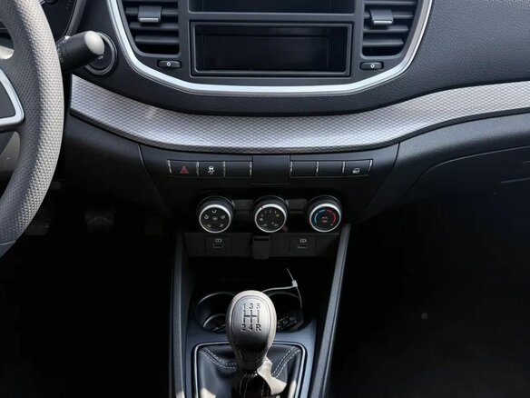 2026 Lada (ВАЗ) Vesta CNG I Рестайлинг (NG), белый, 1876000 рублей - вид 16