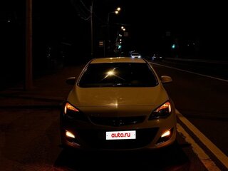 2013 Opel Astra J Рестайлинг, белый, 770000 рублей, вид 3