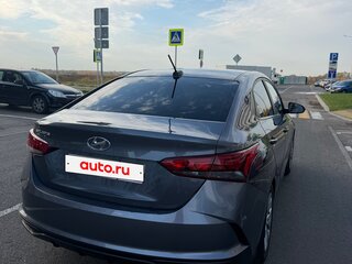 2021 Hyundai Solaris II Рестайлинг, серый, 1295000 рублей, вид 3