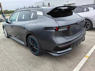 2026 Lynk & Co 07 GT I Рестайлинг, серый, 5550000 рублей, вид 4