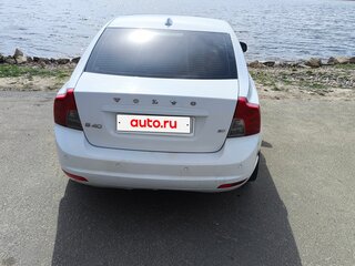 2012 Volvo S40 II Рестайлинг, белый, 780000 рублей, вид 4
