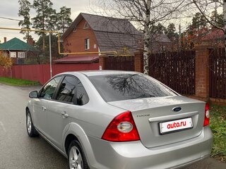 2011 Ford Focus II Рестайлинг, серый, 400000 рублей, вид 5