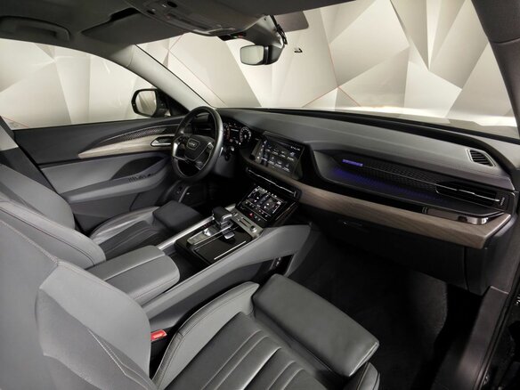 2023 Audi Q6 45 TFSI, чёрный, 5875150 рублей - вид 12