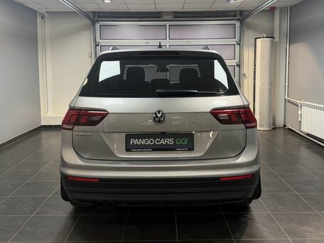2020 Volkswagen Tiguan II, серый, 2475000 рублей, вид 5