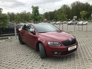 2017 Skoda Octavia III (A7), красный, 1850000 рублей, вид 3