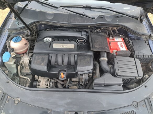 2010 Volkswagen Passat B6, синий, 500000 рублей - вид 7
