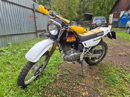1996 Suzuki Djebel 200, белый, 210000 рублей, вид 1