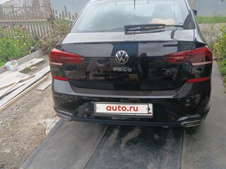 2021 Volkswagen Polo VI, чёрный, 2100000 рублей, вид 2