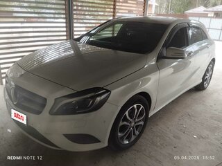 2014 Mercedes-Benz A-Класс 180 III (W176), белый, 1320000 рублей, вид 1