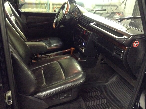 1998 Mercedes-Benz G-Класс 320 II (W463), чёрный - вид 3