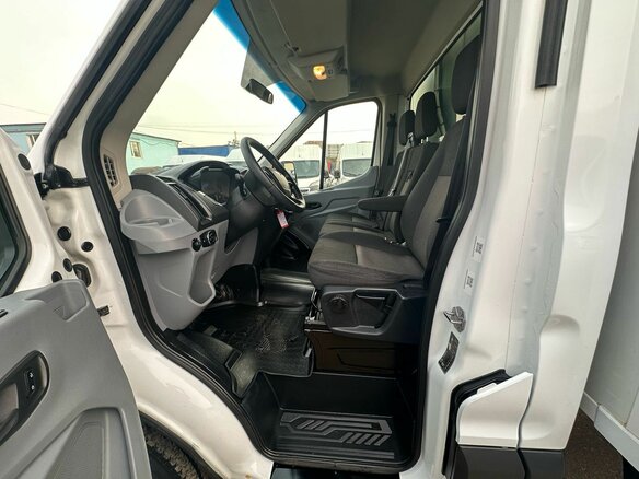 2018 Ford Transit, белый, 2350000 рублей - вид 8