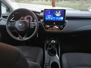 2020 Toyota Corolla XII (E210), белый, 2000000 рублей, вид 5