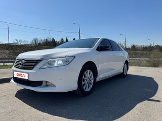 2012 Toyota Camry VII (XV50), белый, 1500000 рублей, вид 1