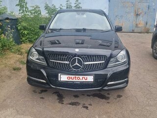 2011 Mercedes-Benz C-Класс 180 BlueEFFICIENCY III (W204) Рестайлинг, чёрный, 1600000 рублей, вид 3