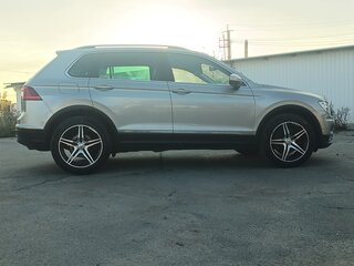 2019 Volkswagen Tiguan II, серебристый, 1850000 рублей, вид 4