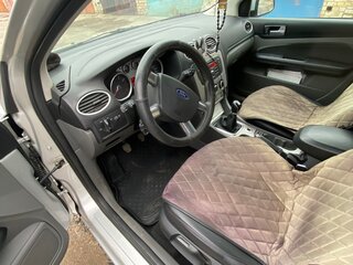 2010 Ford Focus II Рестайлинг, серый, 650000 рублей, вид 5