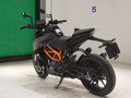 2024 KTM 390 Duke, чёрный, 399300 рублей - вид 5