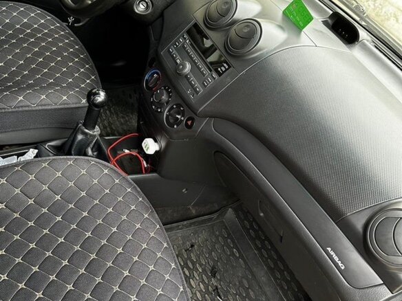 2011 Chevrolet Aveo I Рестайлинг, чёрный, 300000 рублей - вид 1