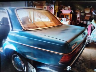 1982 Mercedes-Benz W123 200 5-speed, голубой, 500000 рублей, вид 3