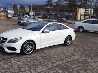2013 Mercedes-Benz E-Класс 200 IV (W212, S212, C207) Рестайлинг, белый, 2580000 рублей, вид 1