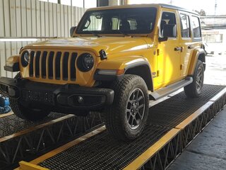 2020 Jeep Wrangler IV (JL), жёлтый, 6200000 рублей, вид 3