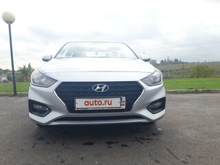 2017 Hyundai Solaris II, серебристый, 1300000 рублей, вид 1