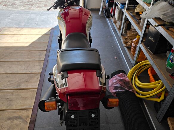 2008 Honda CB 750, красный, 400000 рублей - вид 2