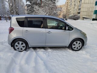 2010 Toyota Ractis I, серый, 1050000 рублей, вид 3