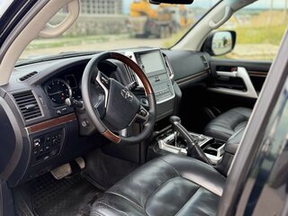 2015 Toyota Land Cruiser 200 Series Рестайлинг 2, чёрный, 4600000 рублей, вид 5