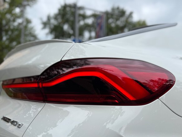 2022 BMW X6 40d III (G06), белый - вид 22