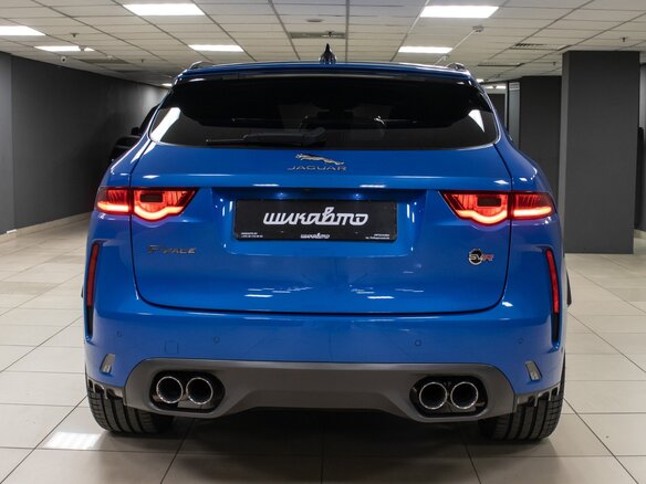 2019 Jaguar F-Pace SVR I, голубой, 7400166 рублей - вид 4