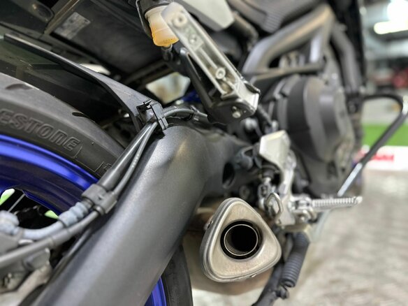2015 Yamaha MT-09 Tracer (FJ-09), серебристый, 645000 рублей - вид 10