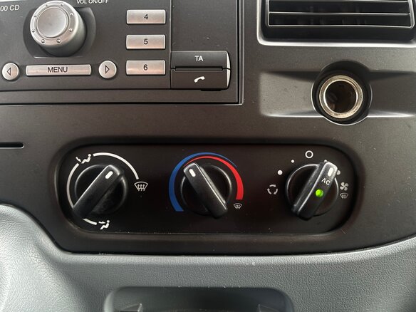 2013 Ford Transit, белый, 1580000 рублей - вид 15