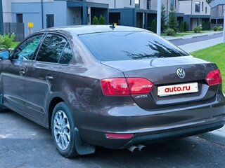 2013 Volkswagen Jetta VI, коричневый, 1000000 рублей, вид 3