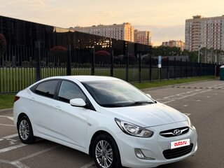 2012 Hyundai Solaris I, белый, 800000 рублей, вид 2