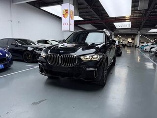 2022 BMW X5 Long 30Li IV (G05/G18), чёрный, 5002000 рублей, вид 1
