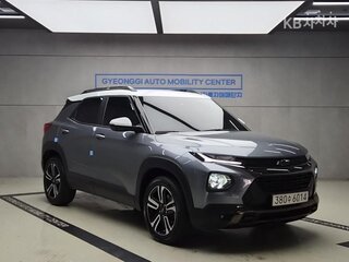 2023 Chevrolet TrailBlazer III, серый, 1800000 рублей, вид 1