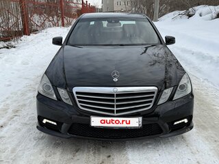 2011 Mercedes-Benz E-Класс 200 7G-Tronic IV (W212, S212, C207), чёрный, 1560000 рублей, вид 2