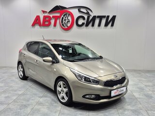 2013 Kia Ceed II, бежевый, 909000 рублей, вид 1