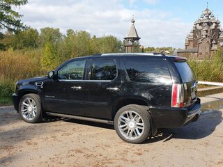 2011 Cadillac Escalade III, чёрный, 2500000 рублей, вид 3